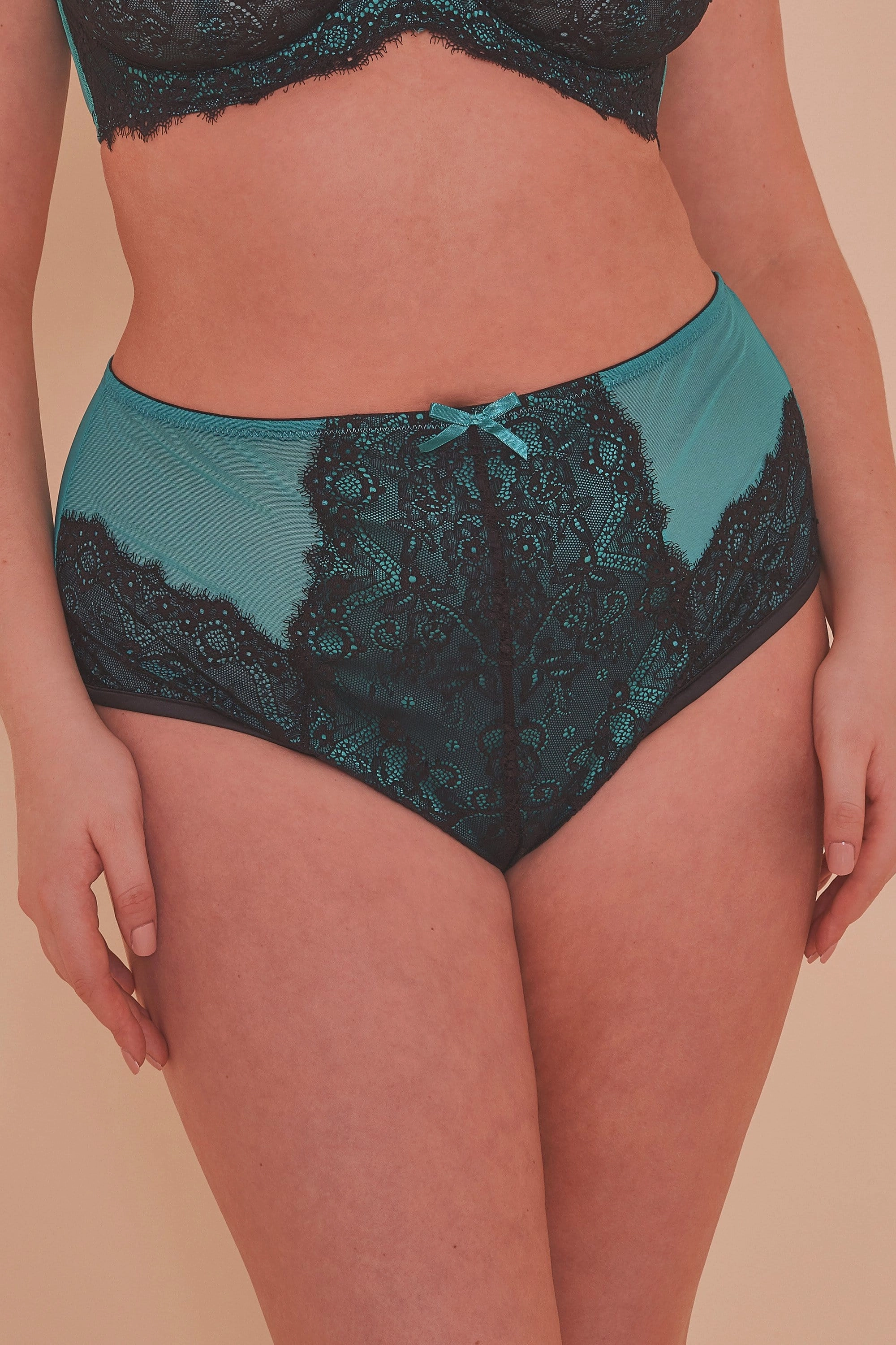 Ezmae Teal HW Brief