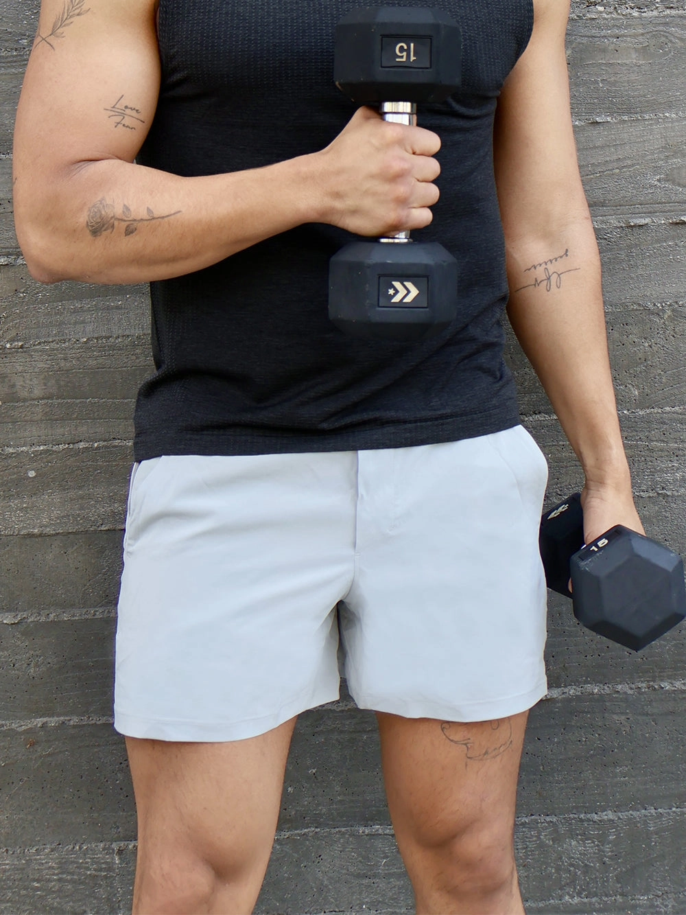LULULEMON GRAPHITE PACE BREAKER SHORT 5" LL